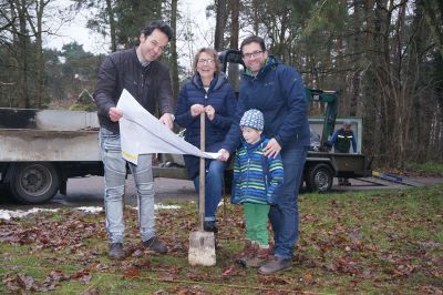 Der erste Spatenstich